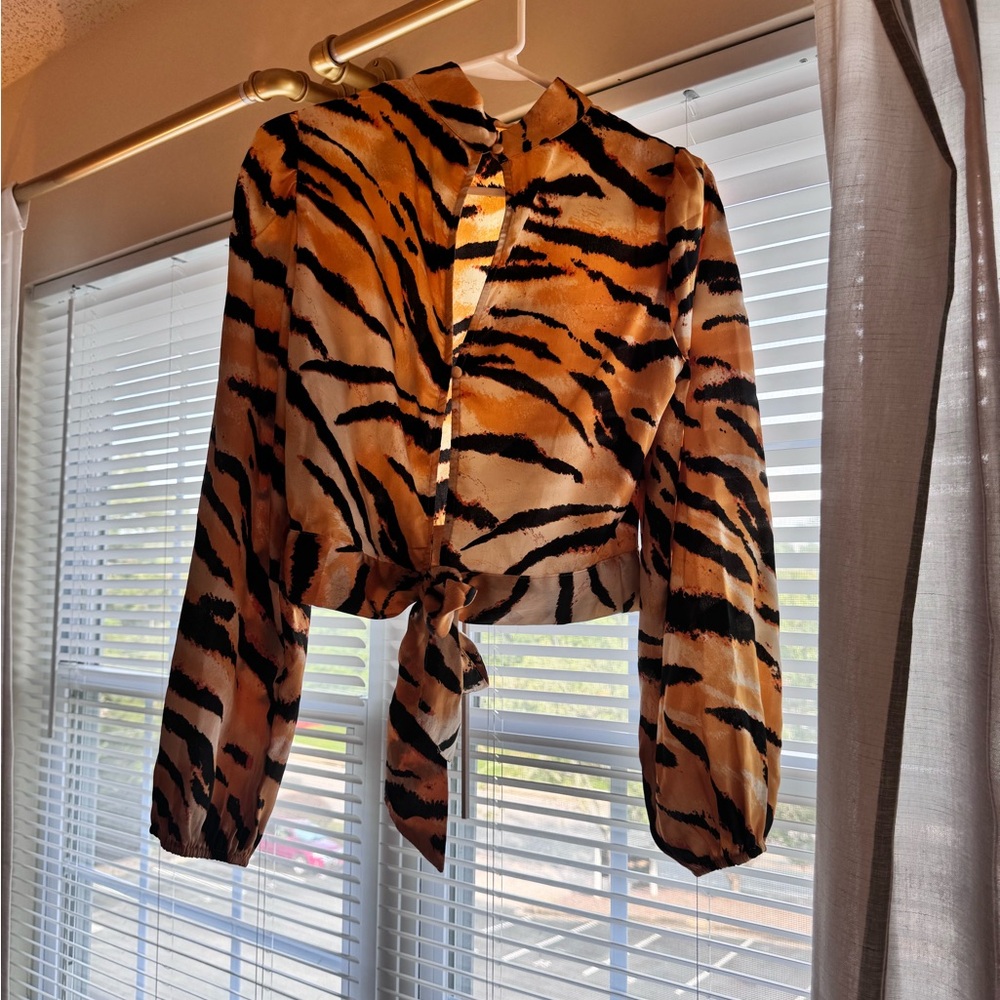 ASOS animal pattern blouse - Picture 2 of 3